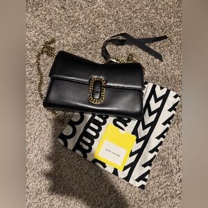 Marc Jacobs Black Leather Bag with Gold Chain